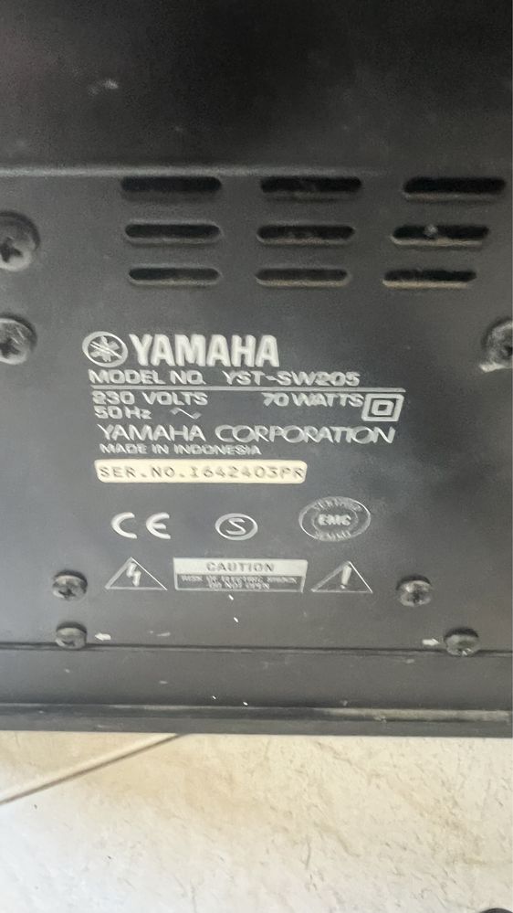 Subwoofer Yamaha 70w