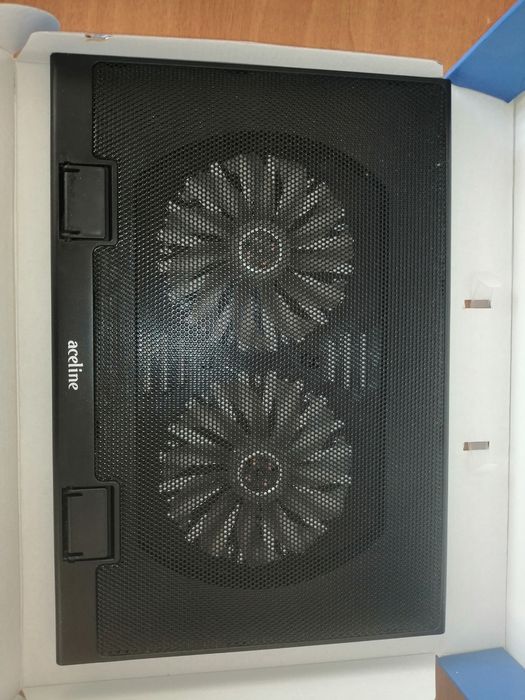 Охолоджуюча підставка для ноутбуків