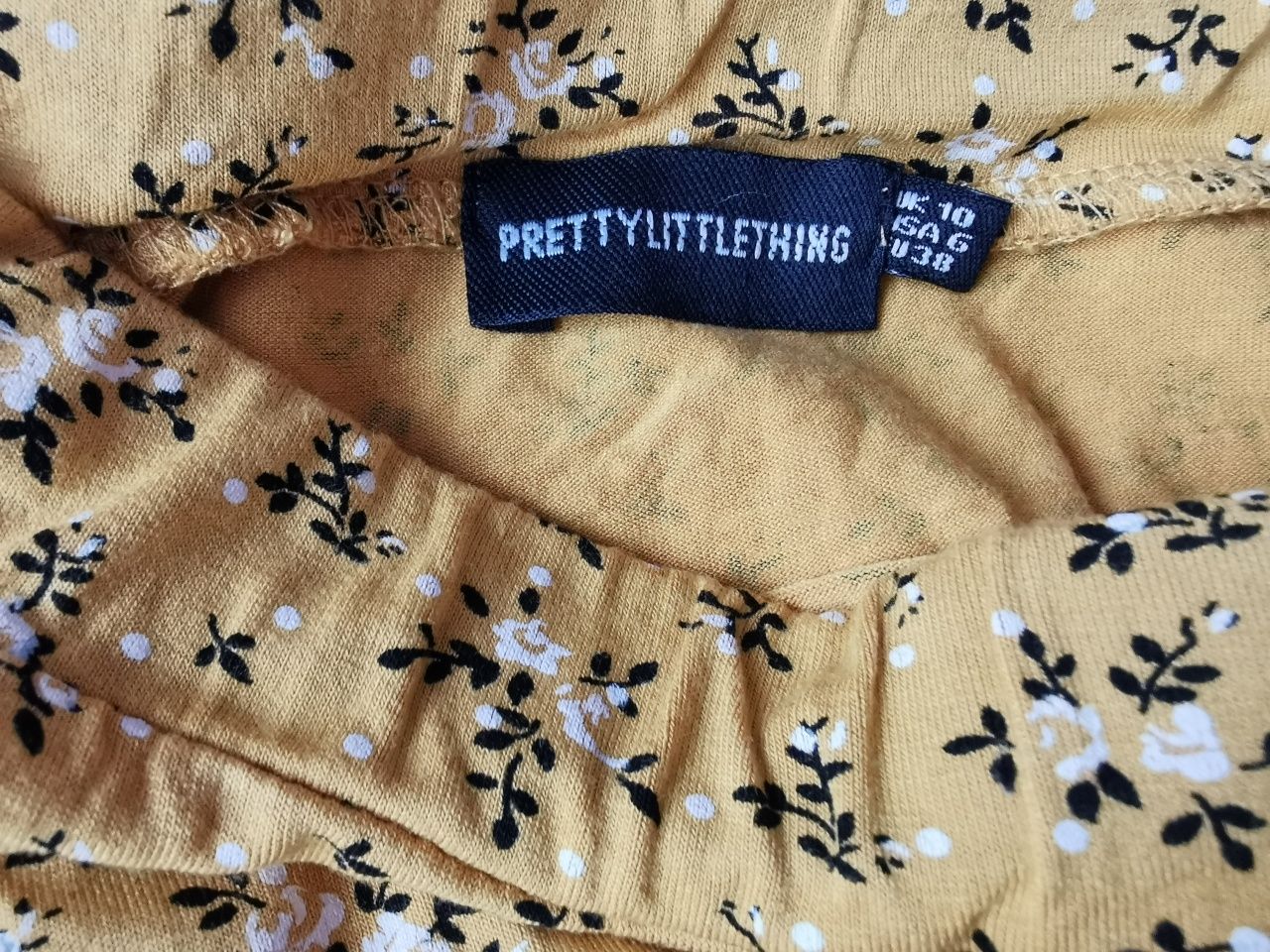 Spódnica marki PrettyLittleThing rozm. 34