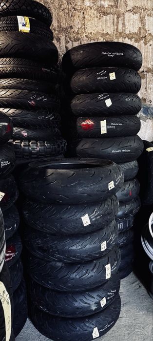 Мотошина Michelin.