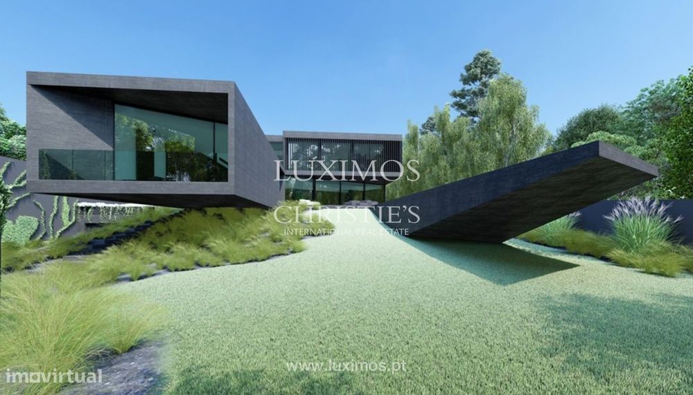 Terreno com projeto aprovado para uma moradia, à venda, na Maia