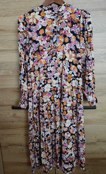 Sukienka wiosenna midi YAS rozmiar M