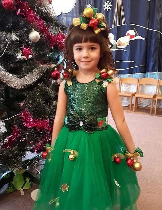 дитячі нарядні плаття,сукні на виступи