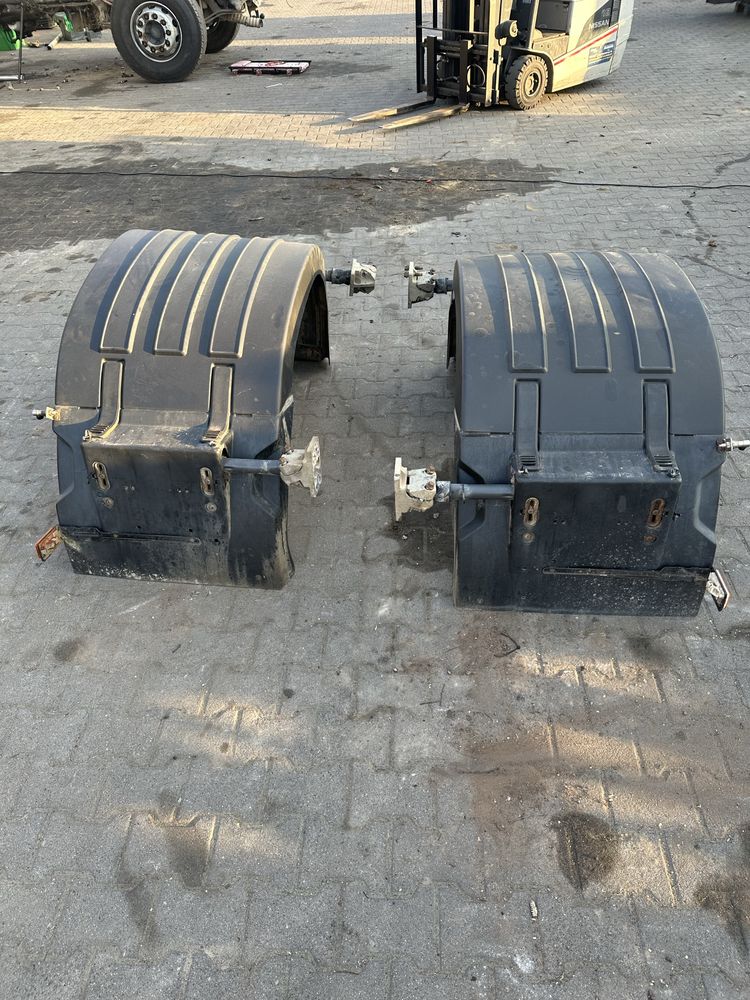Błotnik Nadkole Wspornik lampa tył Tylny lewy komplet Volvo Fh FMX