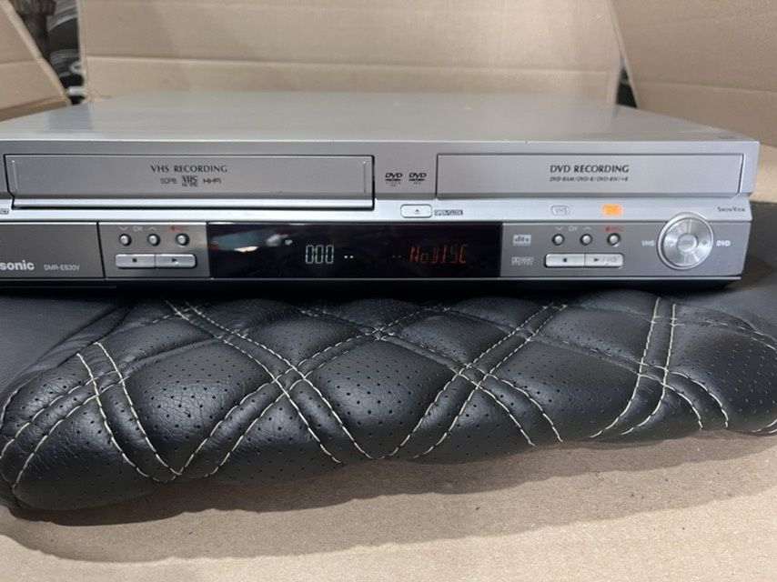 Видеомагнитофон Запись с кассеты на диск! Panasonic DMR-ES30V VHS/DVD