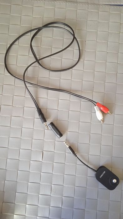Receptor Bluetooth com fio auxiliar