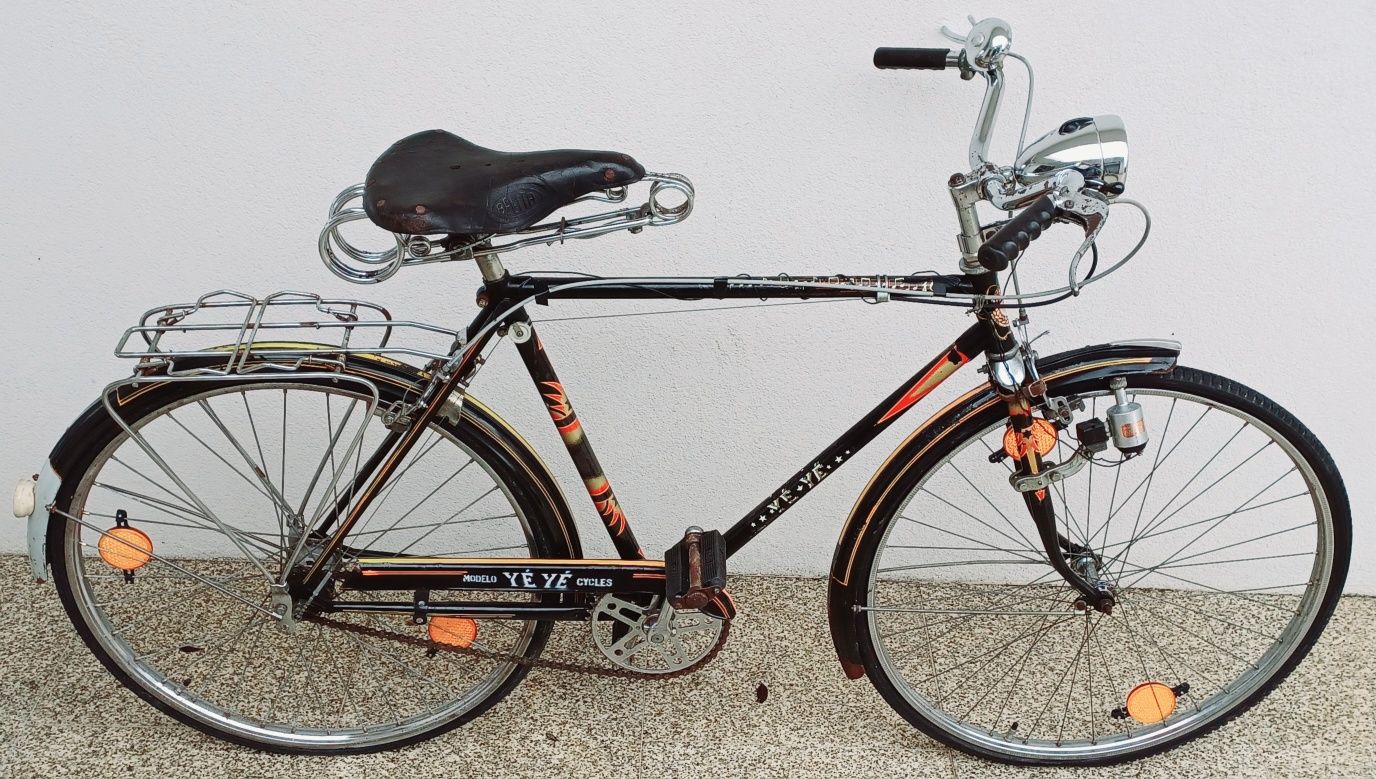 Bicicleta Pasteleira Yê Yê - Como NOVA