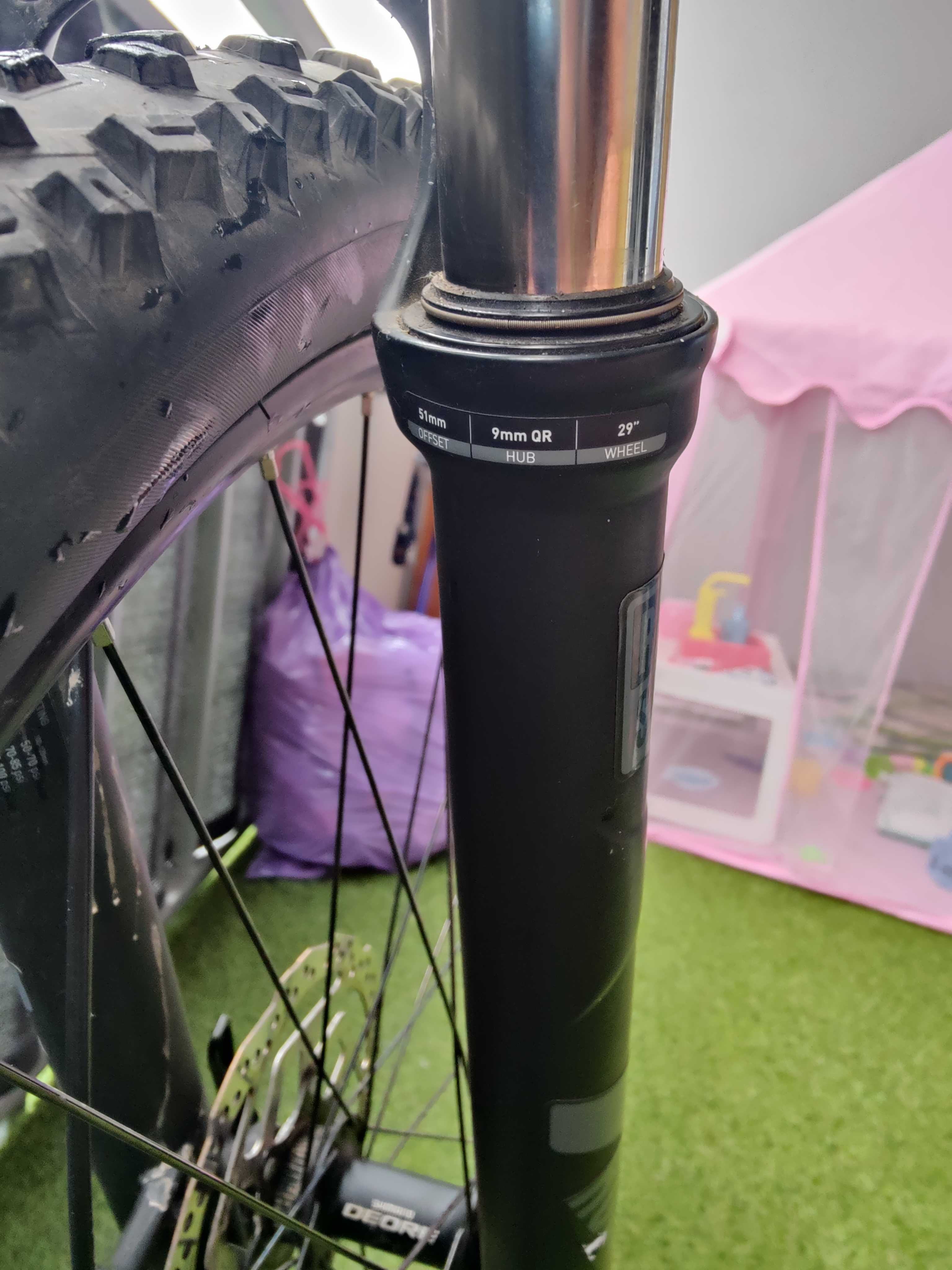 Rower Cube LTD Pro  Czarny Line 17 "