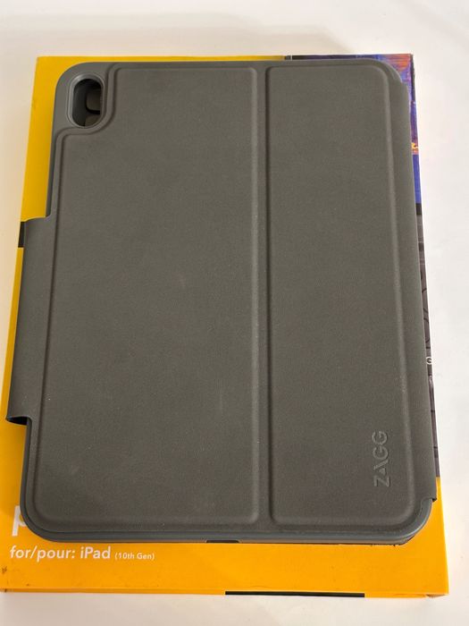 Чохол-клавіатура Zagg для iPad 10 2022
