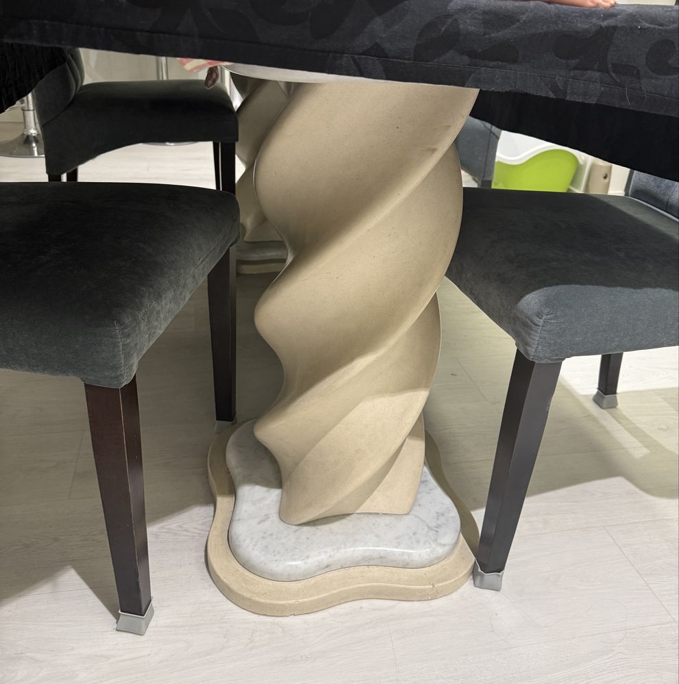 Mesa de jantar de vidro