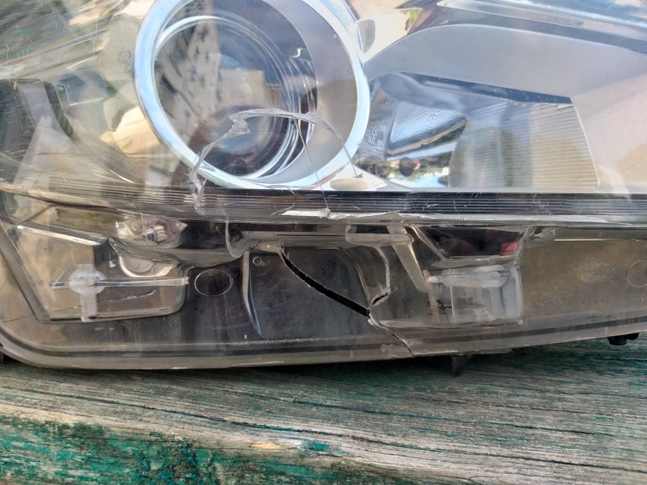 Фара Нісан Кашкай оригінал