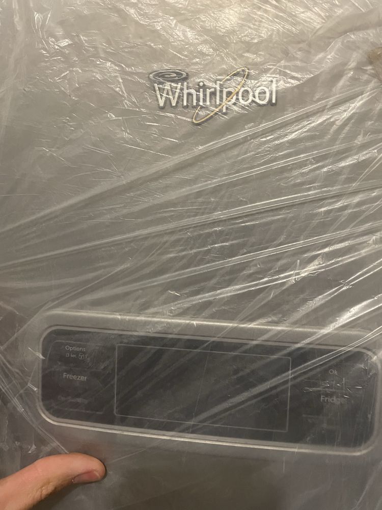 Холодильник whirlpool