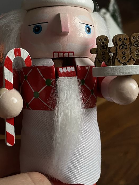 Na prezent! Świąteczna drewniana ozdoba dziadek do orzechów