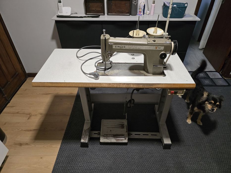 Maquina de costura Singer