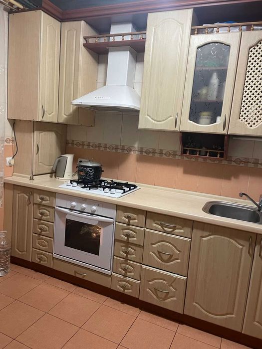 Кухонні меблі кухня б/у.