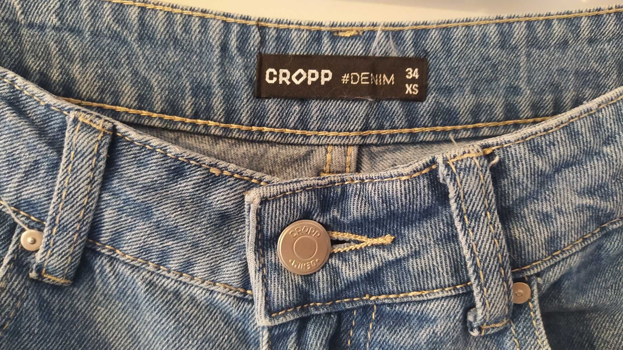 Jeansy CROPP boyfriend z dziurami XS/34