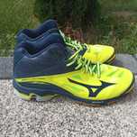 Mizuno Wave Lightning Z2 Mid Sportowe Buty Na Hale Do Siatkówki r. 41