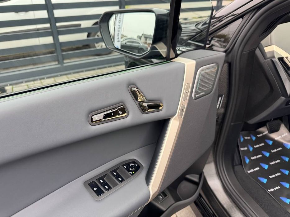 BMW iX 2023 freshauto