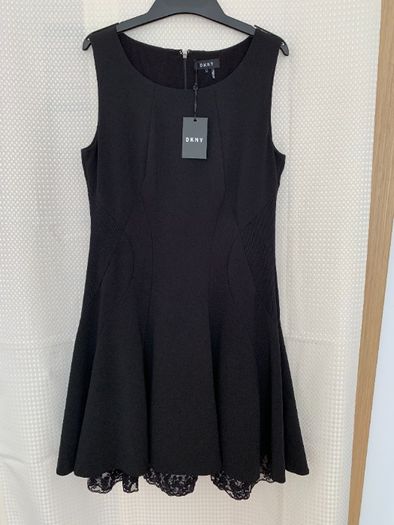 NOWA Czarna rozkloszowana sukienka Donna Karan DKNY XL 42 koronka mat