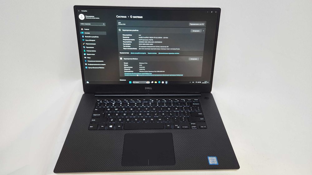 Dell Precision 5530 i7-8850H 16GB 512 GB P1000 4GB 15,6" IPS Full HD
