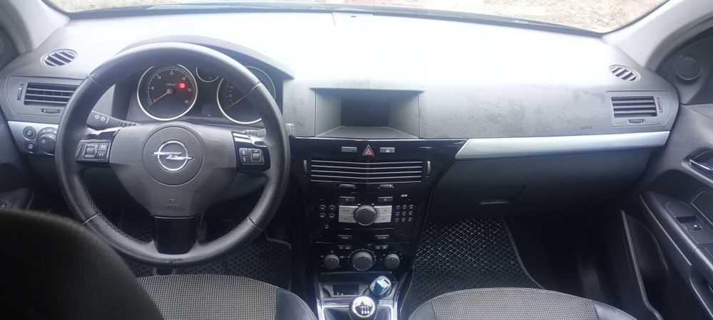 Опель Астра H 110 кв