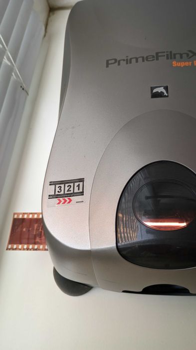 Профессиональный сканер для пленки Pacific Image PrimeFilm XAs