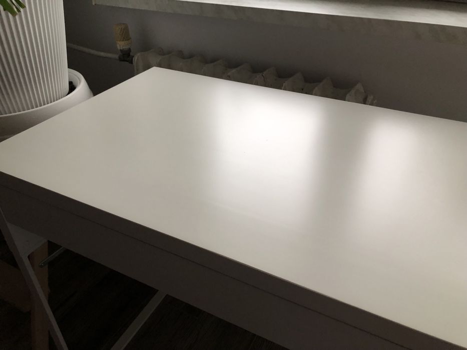 Biurko Ikea Micke białe