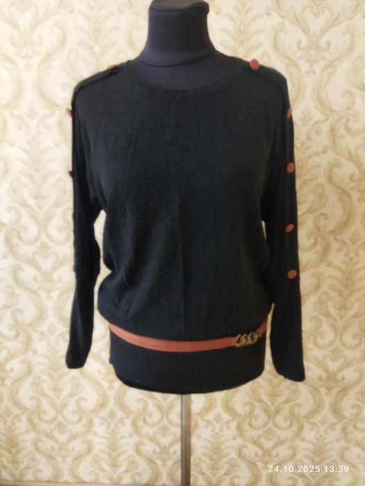 Дуже гарної якості туніка кофта 48-52
