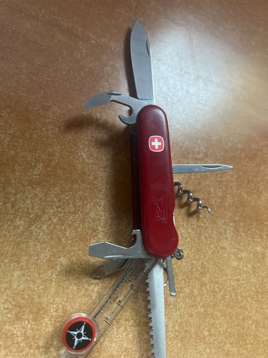 Canivete Suiço Wenger Delemont