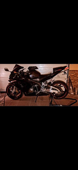 Honda cbr vendo em bom estado