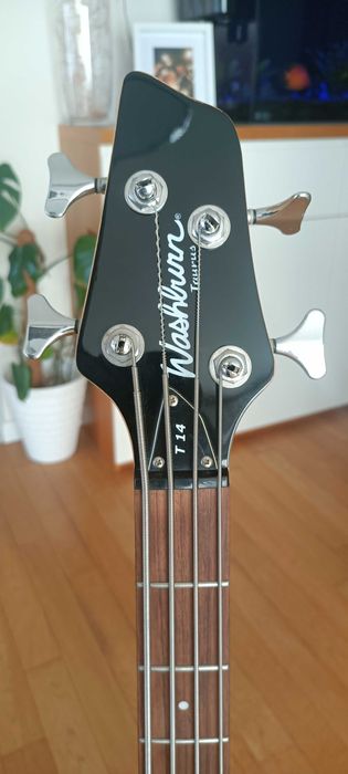 Gitara basowa Washburn T14 transparent blue