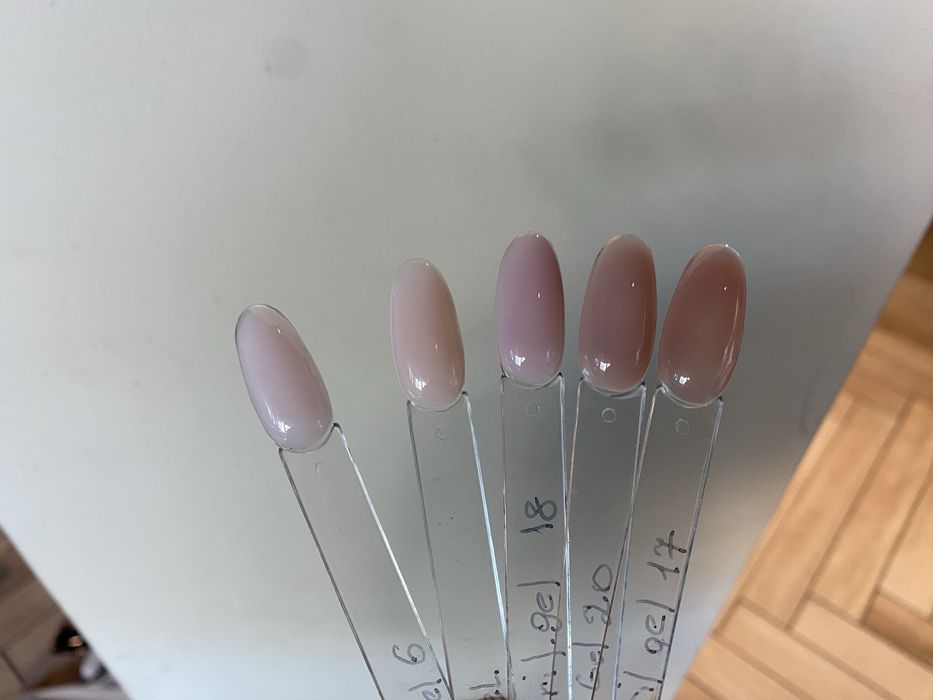 Бази, light акригелі G nails.