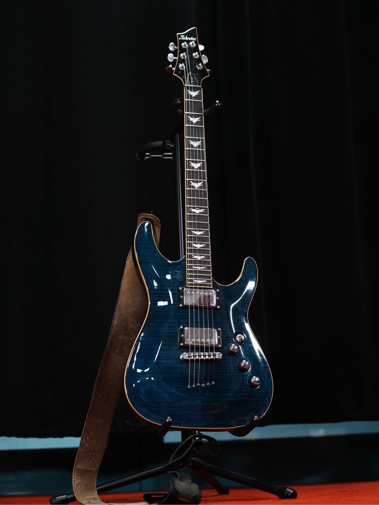 Gitara elektryczna Schecter C1+ Plus klucze grover piekny binding blu