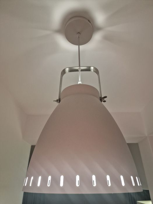 Lampa sufitowa loft biała