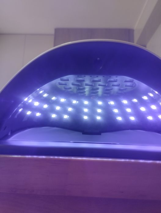 Catalisador de unhas gel