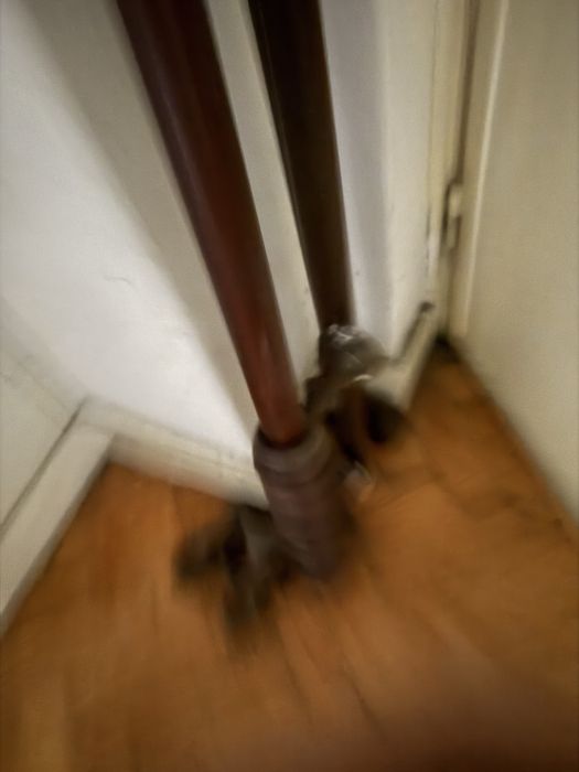3 varoes e argolas com suportes para cortinas 2.5m aprox