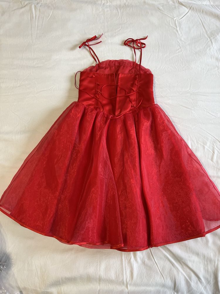 Плаття дитяче випускне/бальне червоне