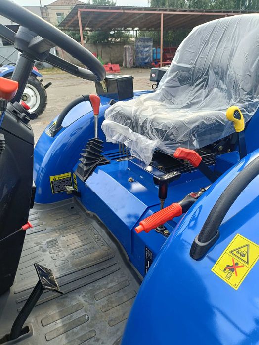 Трактор ОНОВЛЕНИЙ 2025 Донгфенг DF244G2B Реверс + примусова