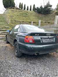 Audi a4 1.8 w sedanie