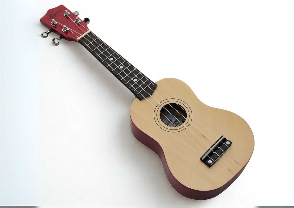 Drewniane Ukulele sopranowe Ever Play UC-21 SG + gratis