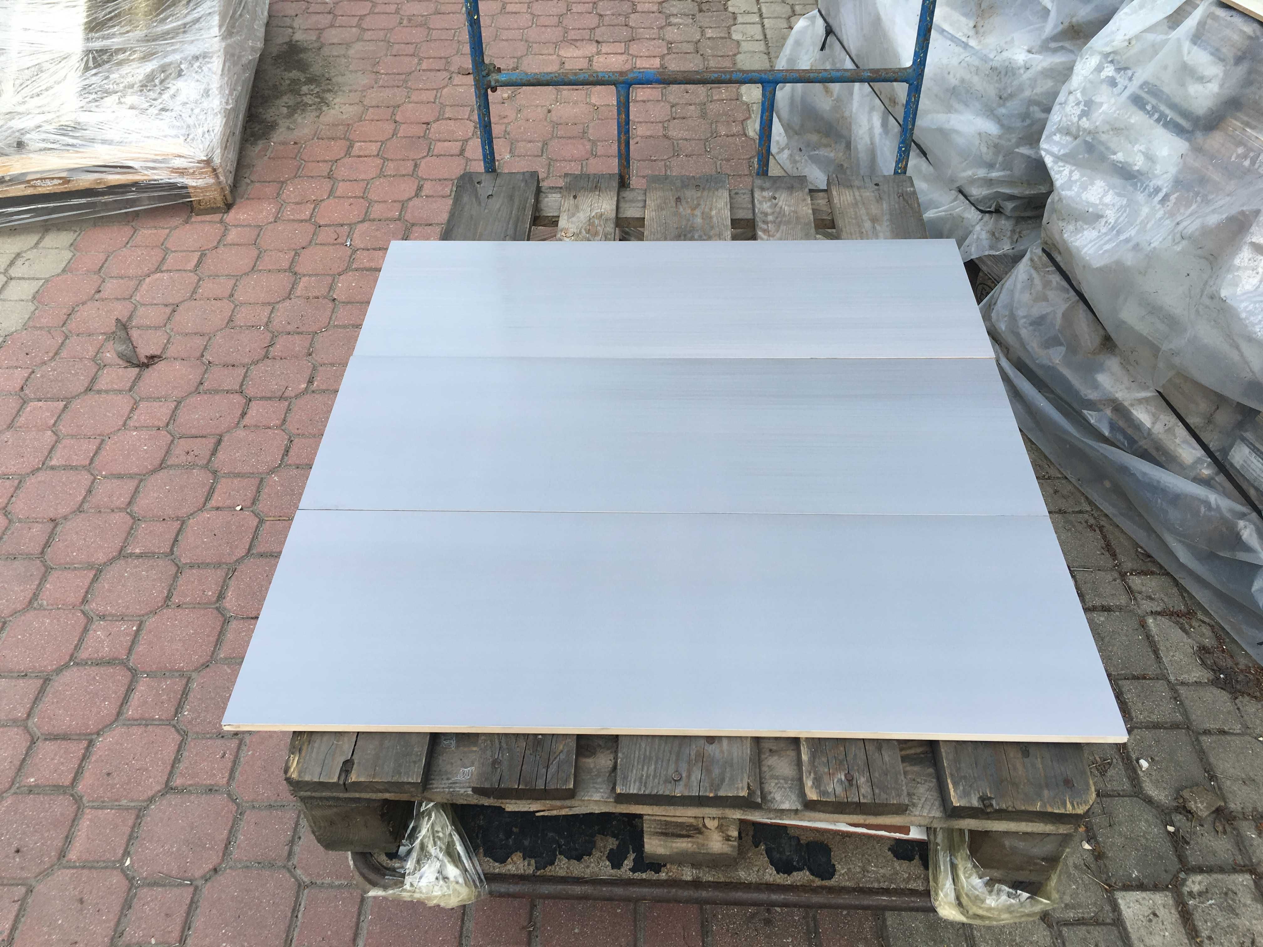 Glazura / płytka ścienna fantasy gris 30x90 firmy ITT