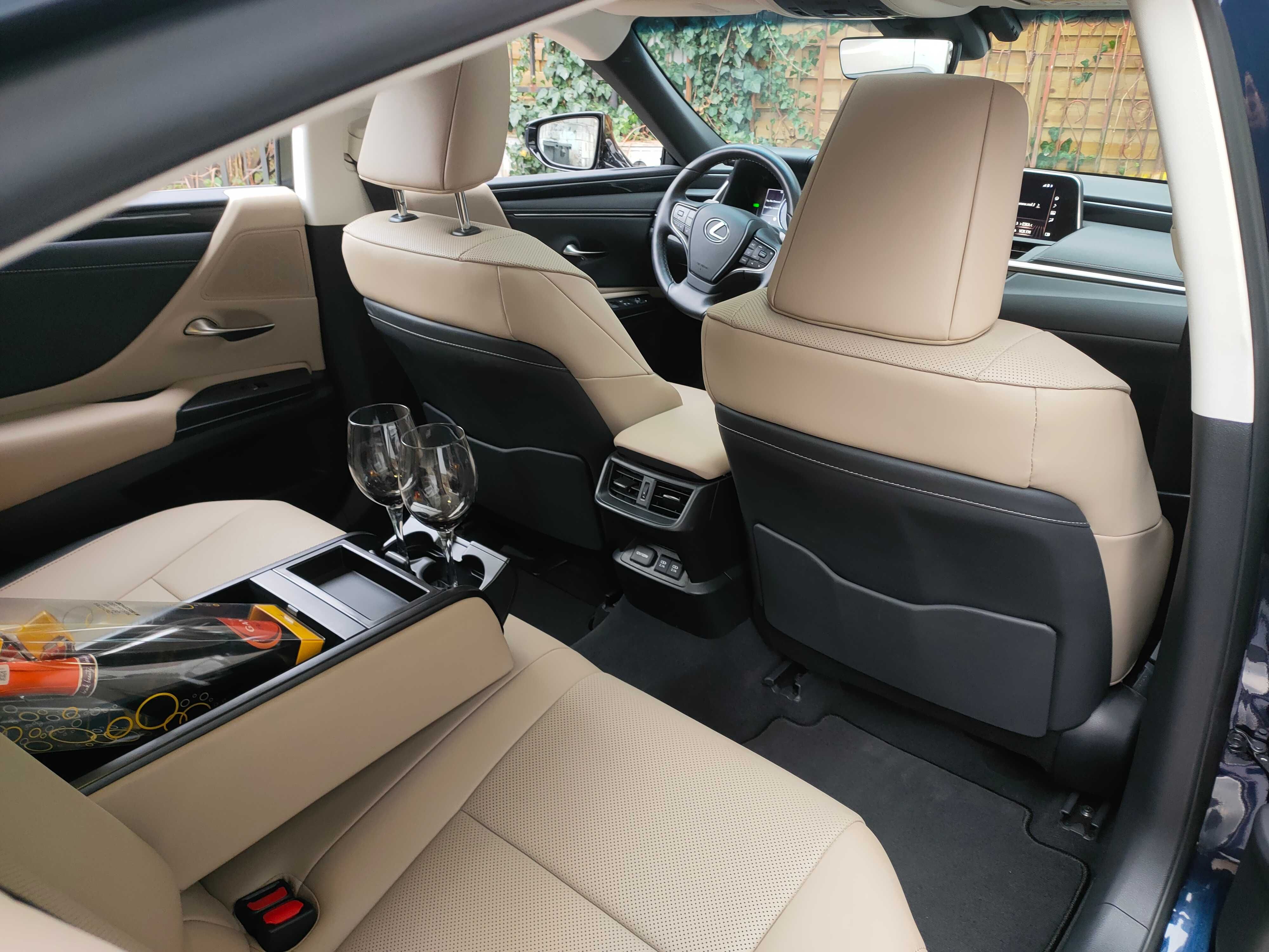 Samochód do ślubu/Auto/Wesele/Najnowsza limuzyna LEXUS ES 300H