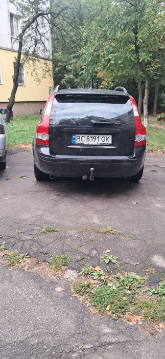 Машина в гарному стані нюанси по ходові  такош цікавить обмін