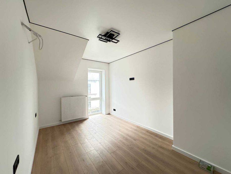 Продаж Будинку/Таунхауса з ремонтом 125м2 в Крихівцях (біля Калинової)