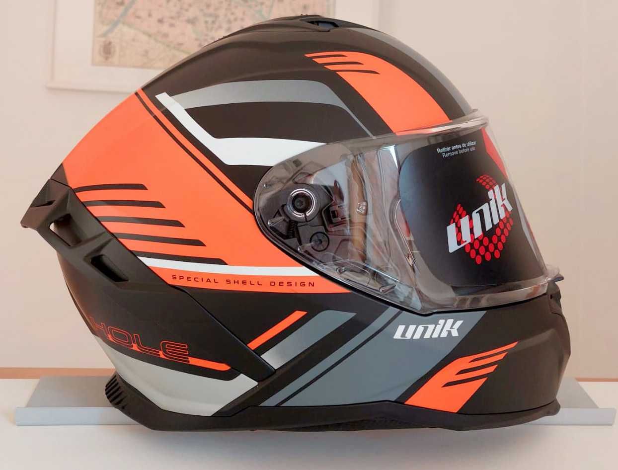 UNIK Capacete Integral - modelo Hole (100% novo!)