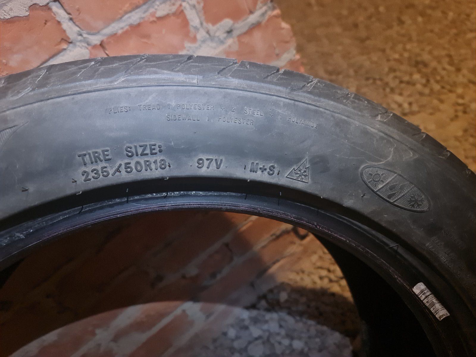 Шини Goodyear Всесезонная 235/50/r18