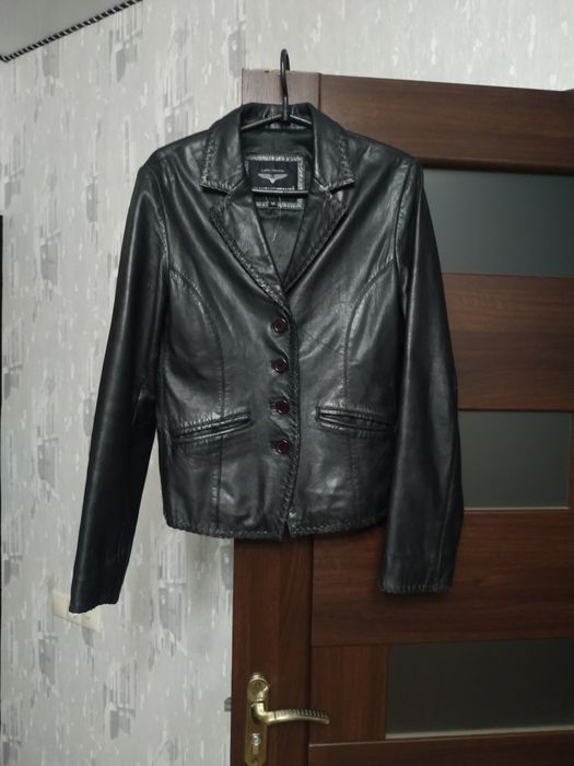 Продам шкіряний піджак