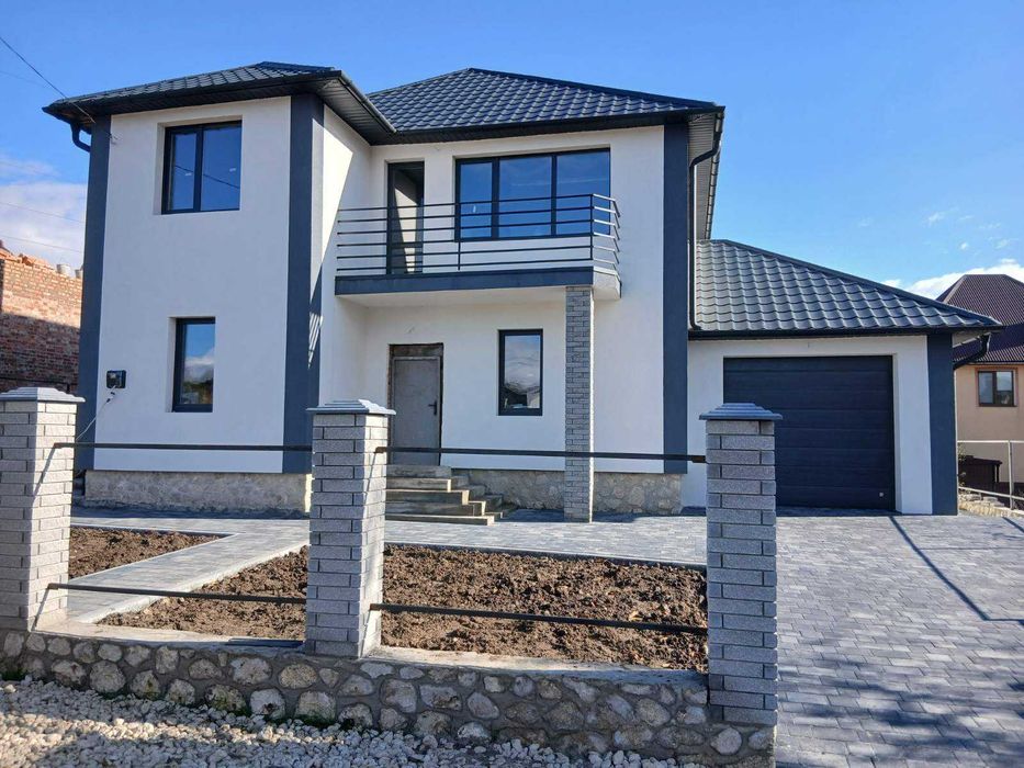 Продаж будинку поряд з містом біля мікрорайону Дружба