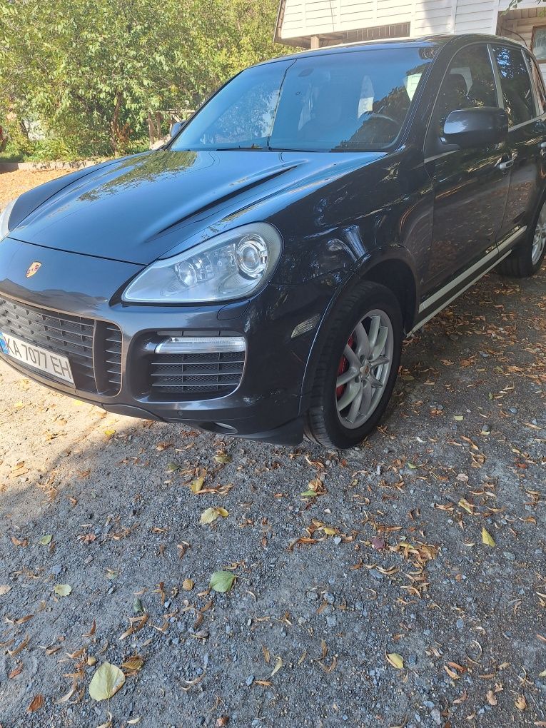 Продам сімейний автомобіль