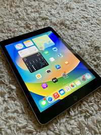 Планшет Apple Ipad 5 32 гб